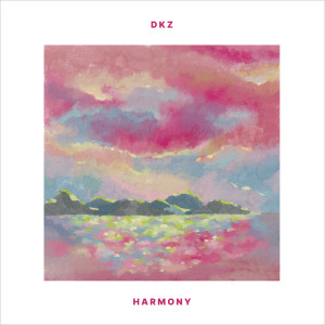 Album DKZ 1st Repackage Album ′HARMONY′ oleh DKZ