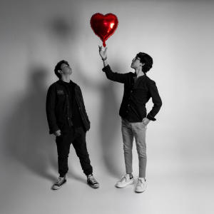 收聽Kyoshi的Me enamoré (feat. Saint Pablo)歌詞歌曲