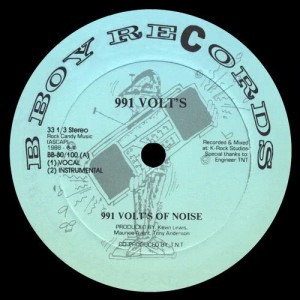 ดาวน์โหลดและฟังเพลง 991 Volts of Noise (Vocal Version) พร้อมเนื้อเพลงจาก 991 Volts
