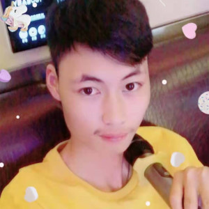 Dengarkan 阿爸阿妈 lagu dari 马新新 dengan lirik