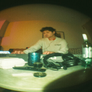 default playlist img