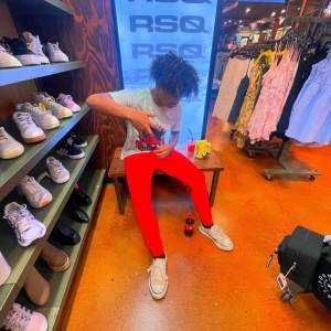 default playlist img