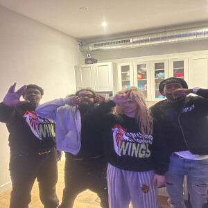 default playlist img