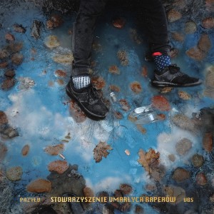 Listen to Oriencik (Explicit) song with lyrics from Przyłu