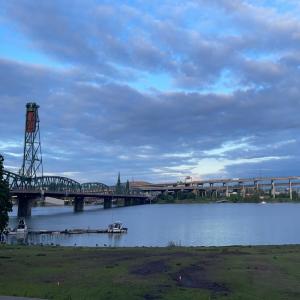 ดาวน์โหลดและฟังเพลง keepsake (feat. sketchywav) พร้อมเนื้อเพลงจาก Carbine