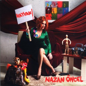 Dengarkan Beni Düşün lagu dari Nazan Öncel dengan lirik