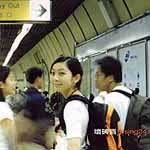 收聽壞碑唇的2004 (Live at Haja Centre, Seoul, Korea) (Live At Haja Centre，Seoul，Korea)歌詞歌曲