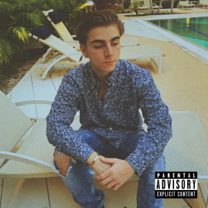 Dengarkan In Luv With Me (Explicit) lagu dari Seventeen (NY) dengan lirik