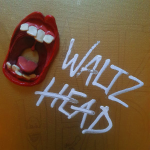 收聽Lydia Laska的Waltzhead歌詞歌曲