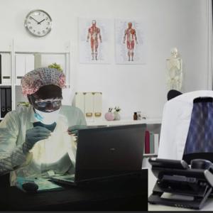 收聽dee wayne的Dr Wayne (Explicit)歌詞歌曲