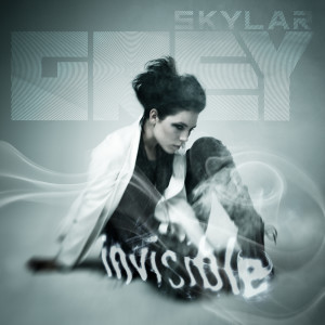 收聽Skylar Grey的Invisible歌詞歌曲