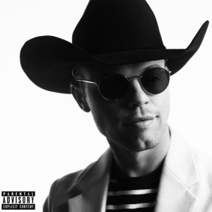 ดาวน์โหลดและฟังเพลง Hoodie - Spanglish พร้อมเนื้อเพลงจาก Sammy Arriaga
