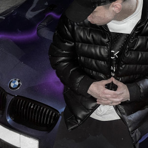 Listen to БИЗНЕС (Explicit) song with lyrics from Dilligan