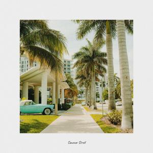 收聽Lé Mon的Summer Stroll歌詞歌曲