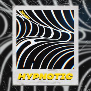 收聽Juush的Hypnotic歌詞歌曲