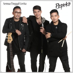 Dengarkan Semua Tinggal Cerita lagu dari Papinka dengan lirik