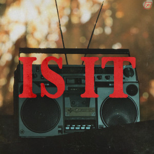 อัลบัม IS IT ศิลปิน Blooom