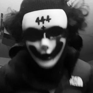 ดาวน์โหลดและฟังเพลง Need Me! (feat. Lych) (Explicit) พร้อมเนื้อเพลงจาก swemo santana