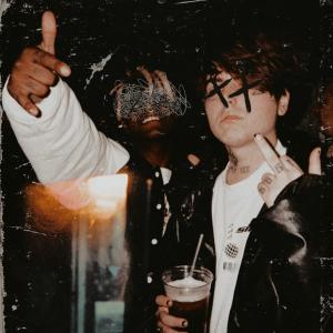 ดาวน์โหลดและฟังเพลง RED LIGHT (Explicit) พร้อมเนื้อเพลงจาก Chris Miles
