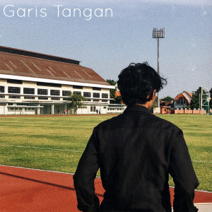 Listen to Garis Tangan song with lyrics from Prasiwan