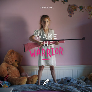 Dengarkan Wake The Warrior lagu dari Droeloe dengan lirik