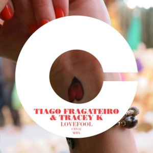 ดาวน์โหลดและฟังเพลง Lovefool พร้อมเนื้อเพลงจาก Tiago Fragateiro