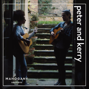 Listen to Cold Hugs (Mahogany Sessions) song with lyrics from Peter and Kerry