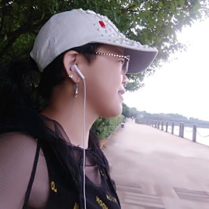 Listen to 期盼已过期（DJ随心版） (完整版) song with lyrics from 邢昭