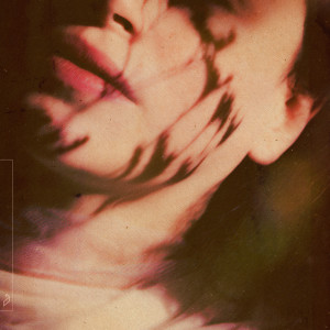 anamē的專輯Break The Silence