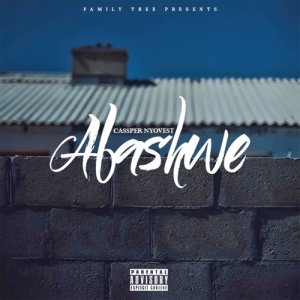 ดาวน์โหลดและฟังเพลง Abashwe พร้อมเนื้อเพลงจาก Cassper Nyovest