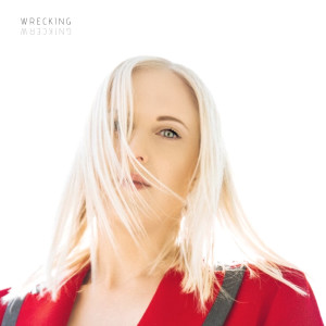 收听Harli的Wrecking歌词歌曲