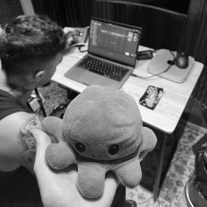 default playlist img