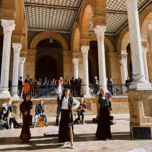 ดาวน์โหลดและฟังเพลง SEVILLA พร้อมเนื้อเพลงจาก Zeno XXV