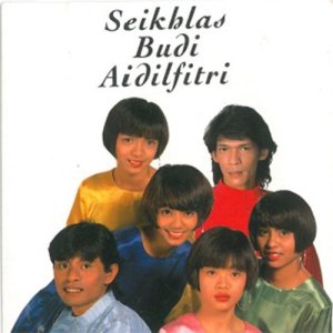 ดาวน์โหลดและฟังเพลง Keinsafan Di Hari Raya พร้อมเนื้อเพลงจาก nash