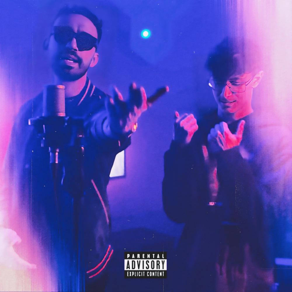 FIRE (feat. Moodyy) (Explicit)