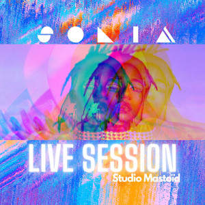 Dengarkan lagu Lovin You (Acoustic Version|Live) nyanyian Solia dengan lirik