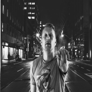 ดาวน์โหลดและฟังเพลง 1 1 0 (Explicit) พร้อมเนื้อเพลงจาก Der Oziris