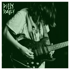 ดาวน์โหลดและฟังเพลง Green พร้อมเนื้อเพลงจาก Dilly Dally