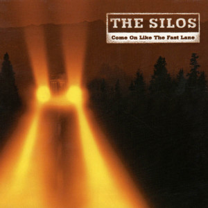 Dengarkan lagu Out Of Our Way nyanyian The Silos dengan lirik