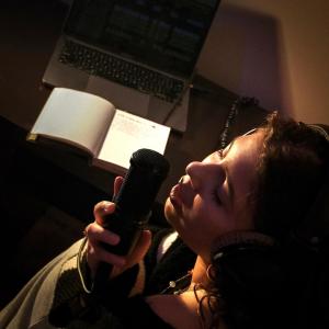 收聽Eloise Flores的Write a song about it歌詞歌曲