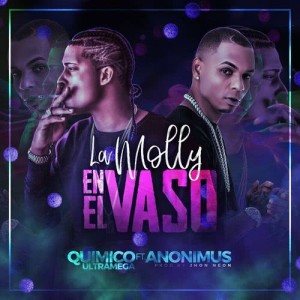 收聽Anonimus的La Molly en el Vaso歌詞歌曲