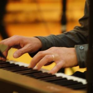 default playlist img