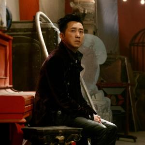 Listen to Hou lonely song with lyrics from Harlem Yu (庾澄庆)