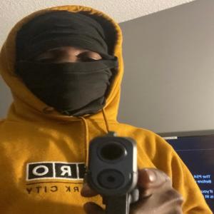 收聽lacam2300的OVERDEAD (Explicit)歌詞歌曲