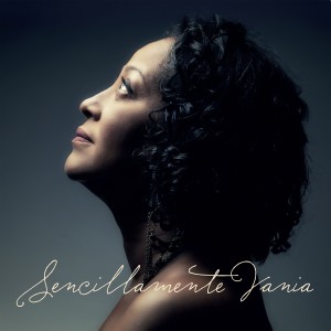 收聽Vania Borges的Mentiras Tuyas歌詞歌曲