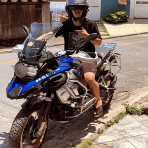 Dengarkan lagu Sacar o torpedo nyanyian MC CZA dengan lirik