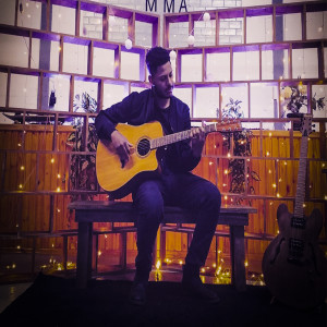 default playlist img