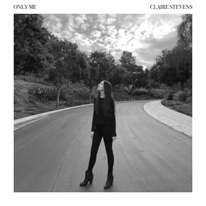 ดาวน์โหลดและฟังเพลง Ruins พร้อมเนื้อเพลงจาก Claire Stevens