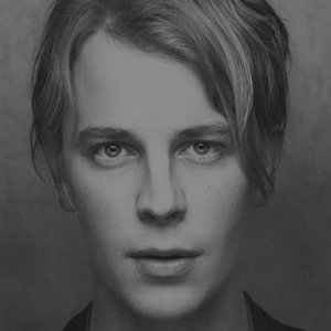 ดาวน์โหลดและฟังเพลง Magnetised (Secondcity Remix) พร้อมเนื้อเพลงจาก Tom Odell