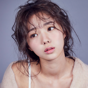 채수빈 ดาวน์โหลดและฟังเพลงฮิตจาก 채수빈